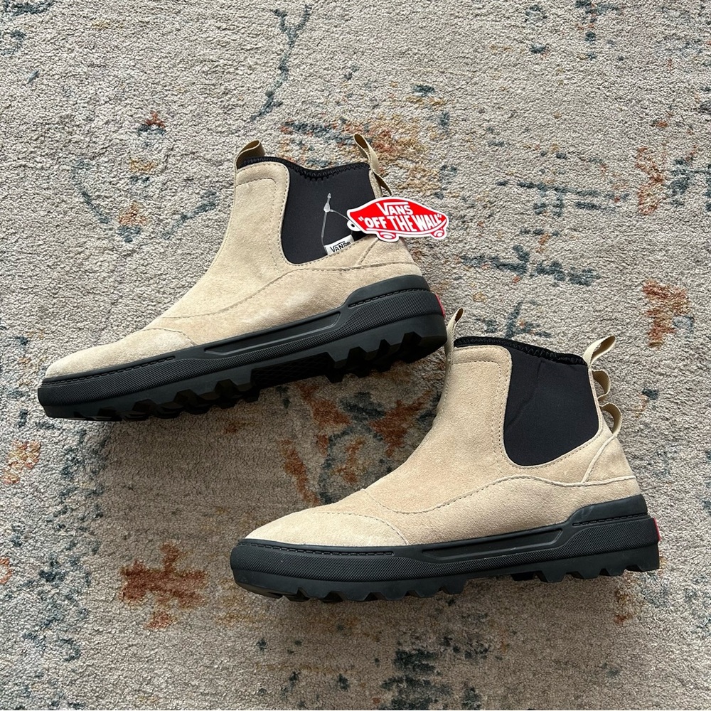 Vans Winter Chelsea Boots
